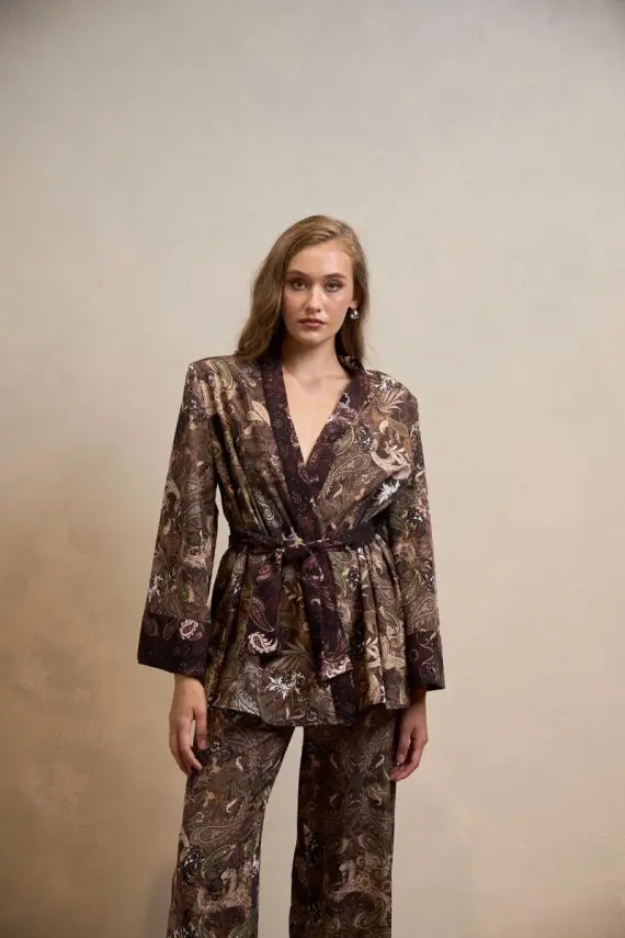 earthy-elegance-kimono